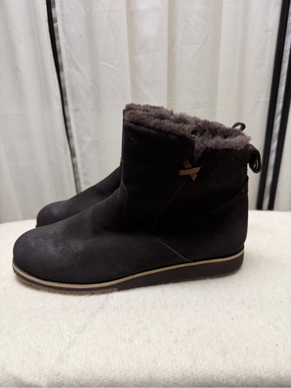 EMU Australia Women's Chocolate Brown Shearling-Lined Slip-On Ankle Slippers